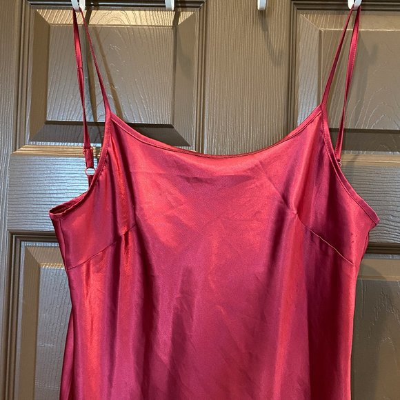 C&C California Erin Maxi Dress in Red Velvet - Picture 8 of 11